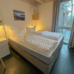 Wiesengefluester E2 - Nur 3 Gehminuten Zur Mueritz Und Mit Sauna Holiday home Robel