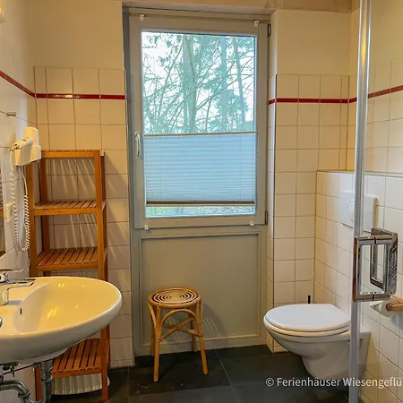 Wiesengefluester E2 - Nur 3 Gehminuten Zur Mueritz Und Mit Sauna