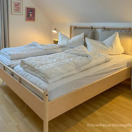 Wiesengefluester E2 - Nur 3 Gehminuten Zur Mueritz Und Mit Sauna *