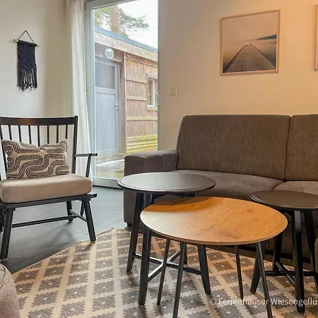 Wiesengefluester E2 - Nur 3 Gehminuten Zur Mueritz Und Mit Sauna Röbel