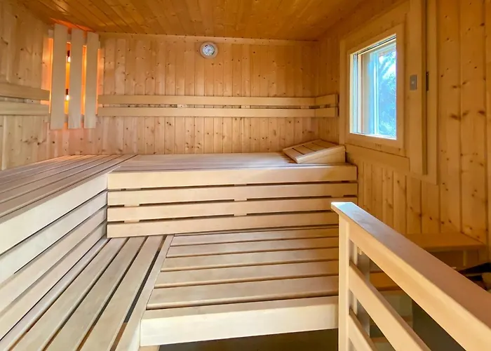 Wiesengefluester E2 - Nur 3 Gehminuten Zur Mueritz Und Mit Sauna *